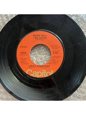 Lind Ronstadt - It Doesn't Matter Anymore/When will I be Loved 45rpm VG+ R25